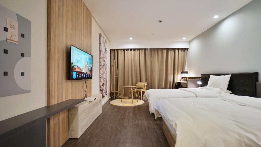 Hanting Premium Hotel Shanghai South Xizang Road Zewnętrze zdjęcie